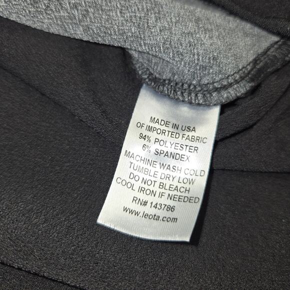 Leota Dia + Co Womans 1L 1X Floral Top Stretch Knit Statement Artsy Travel Work - Picture 9 of 9